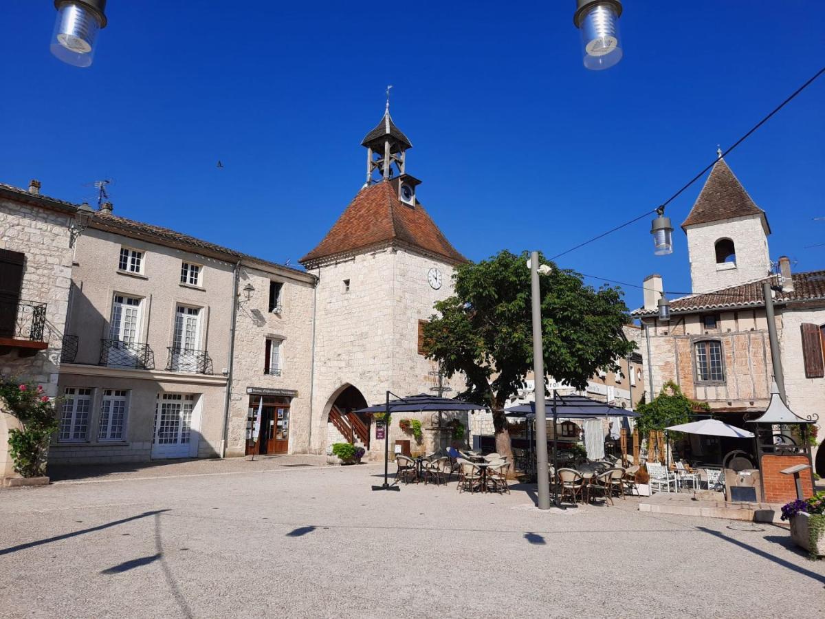 Manoir Le Moulinal47 - Vue Panoramique 호텔 Courbiac 외부 사진