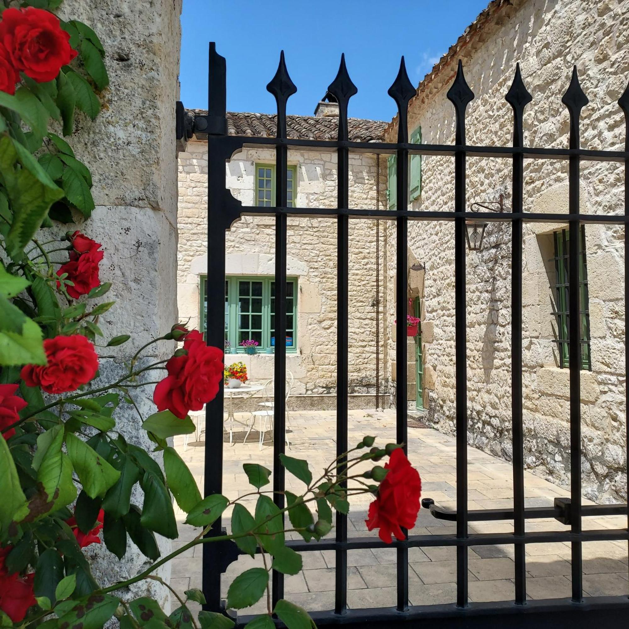 Manoir Le Moulinal47 - Vue Panoramique 호텔 Courbiac 외부 사진